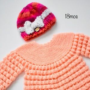 Handmade knit set